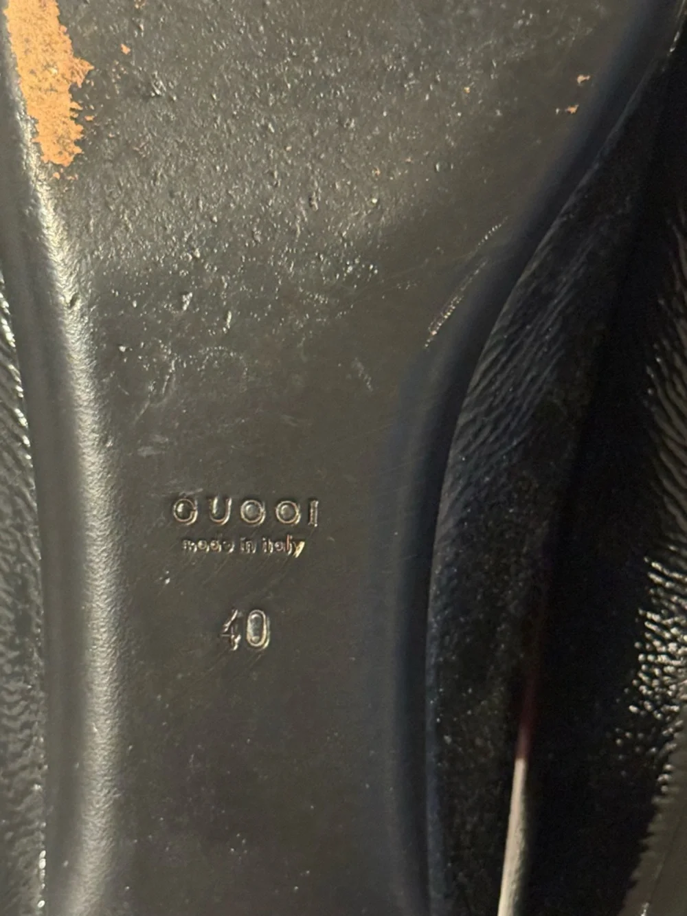 Gucci Black Patent Peep-Toe Flats with Silver G Buckle Size 40 - Picture 6 of 8